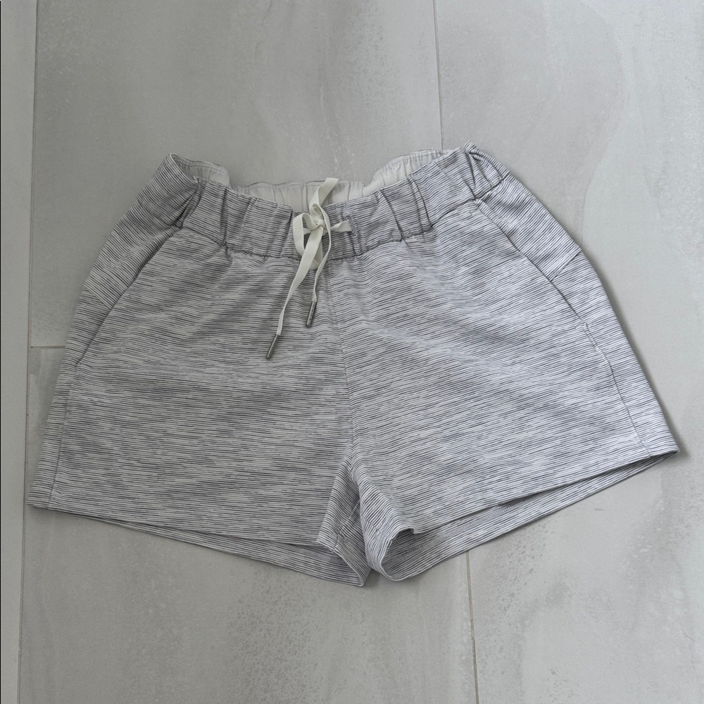 Lululemon Women's Gray Casual Draw String Shorts